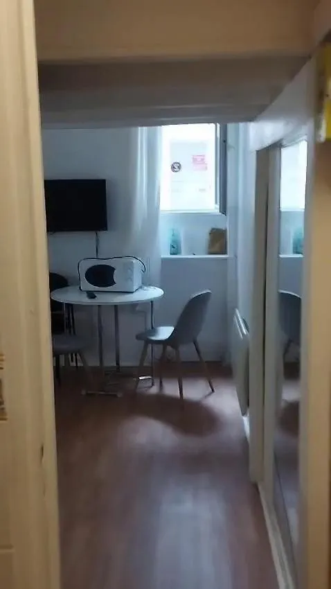 Appartement Centre De Paris - Le Marais Bastille Voltaire - 4 Personnes